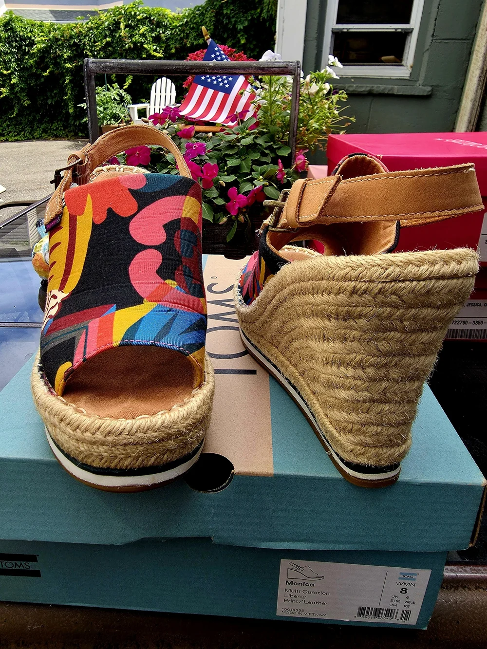 TOMS Multicolor Floral Print Espadrille Wedge Sandals with Tan Ankle Strap - Picture 1 of 3